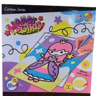 Pintando con lana muñeca