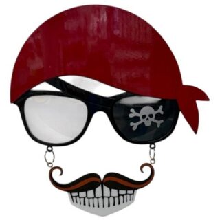 Lente pirata con bigotes